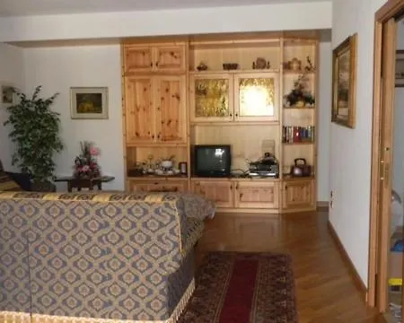 In Isabella Apartment